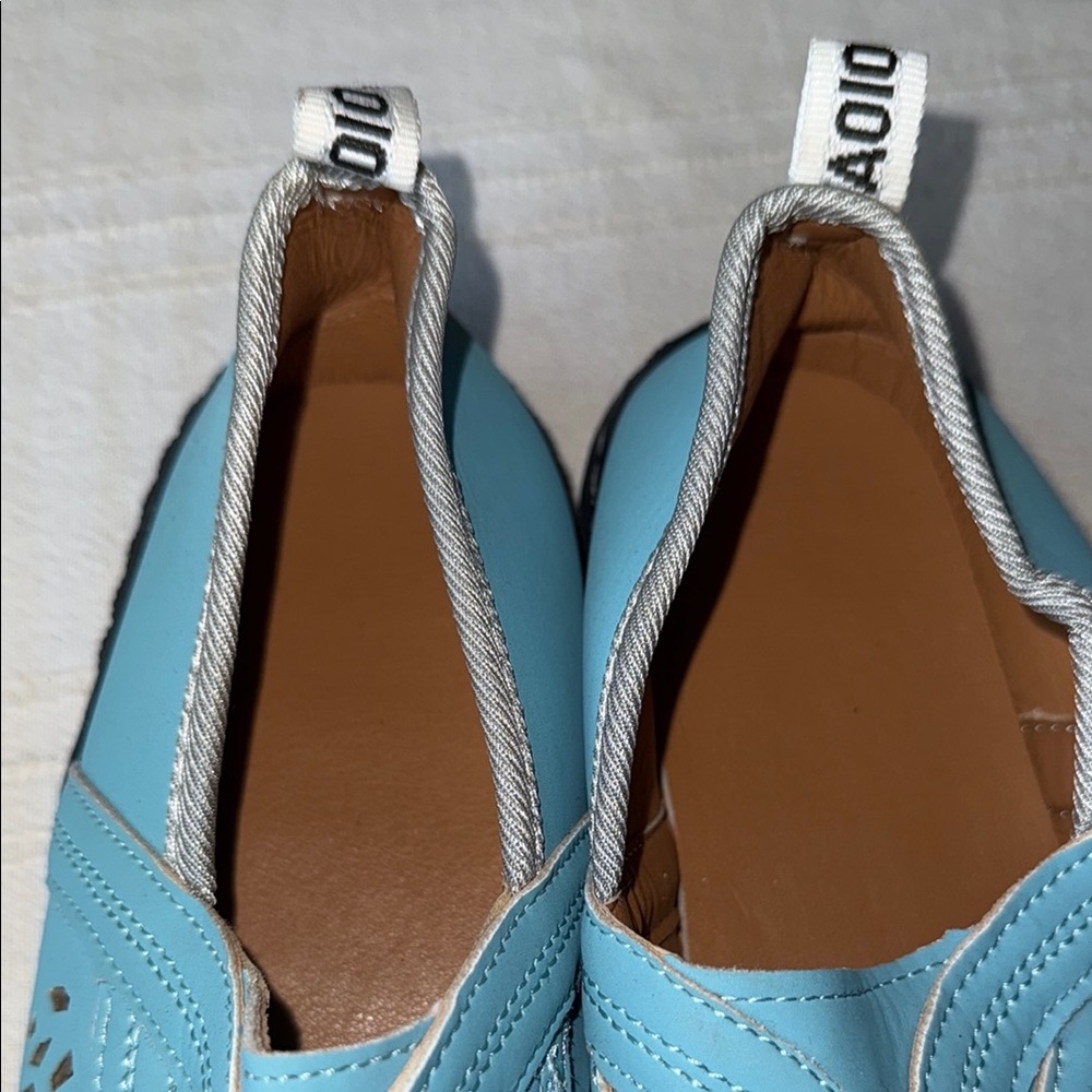 J’ADIOR Christian Dior leather cut out slip on flats. EUC - Picture 6 of 6